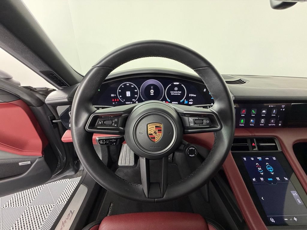 Certified 2025 Porsche Taycan AWD/4WD image 23
