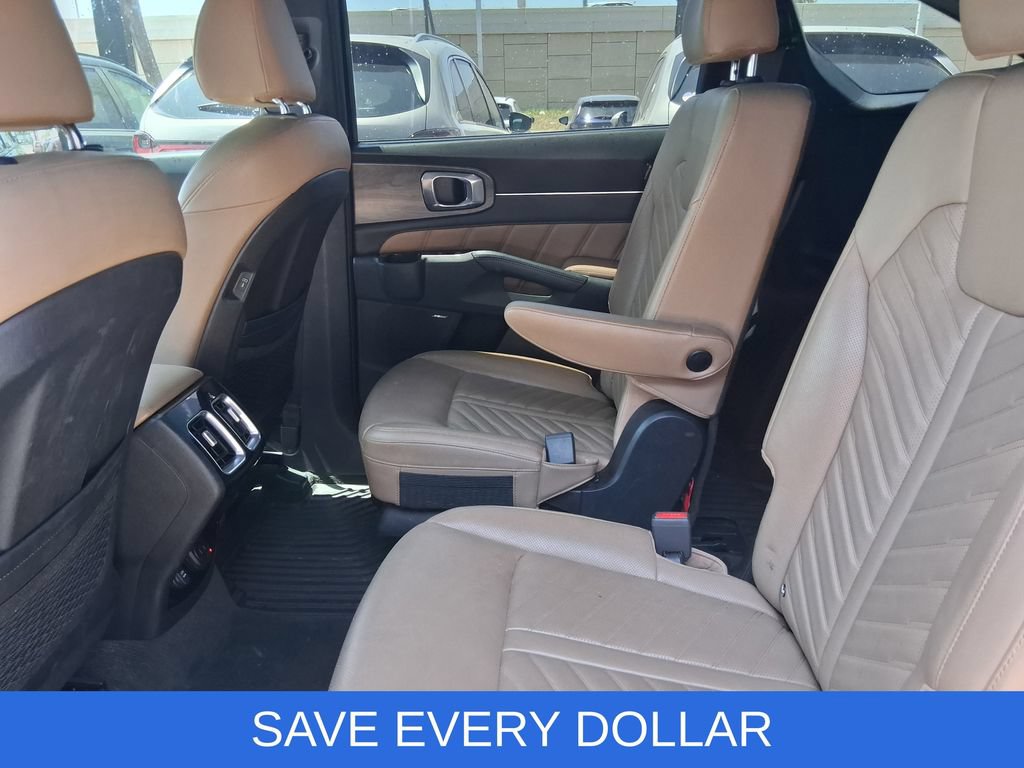 Used 2024 Kia Sorento SX Prestige w/ Olive Brown Leather Package AWD/4WD image 14