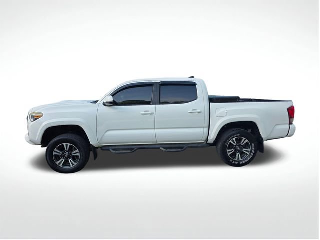 Used 2016 Toyota Tacoma TRD Sport w/ Premium & Technology Package RWD image 7