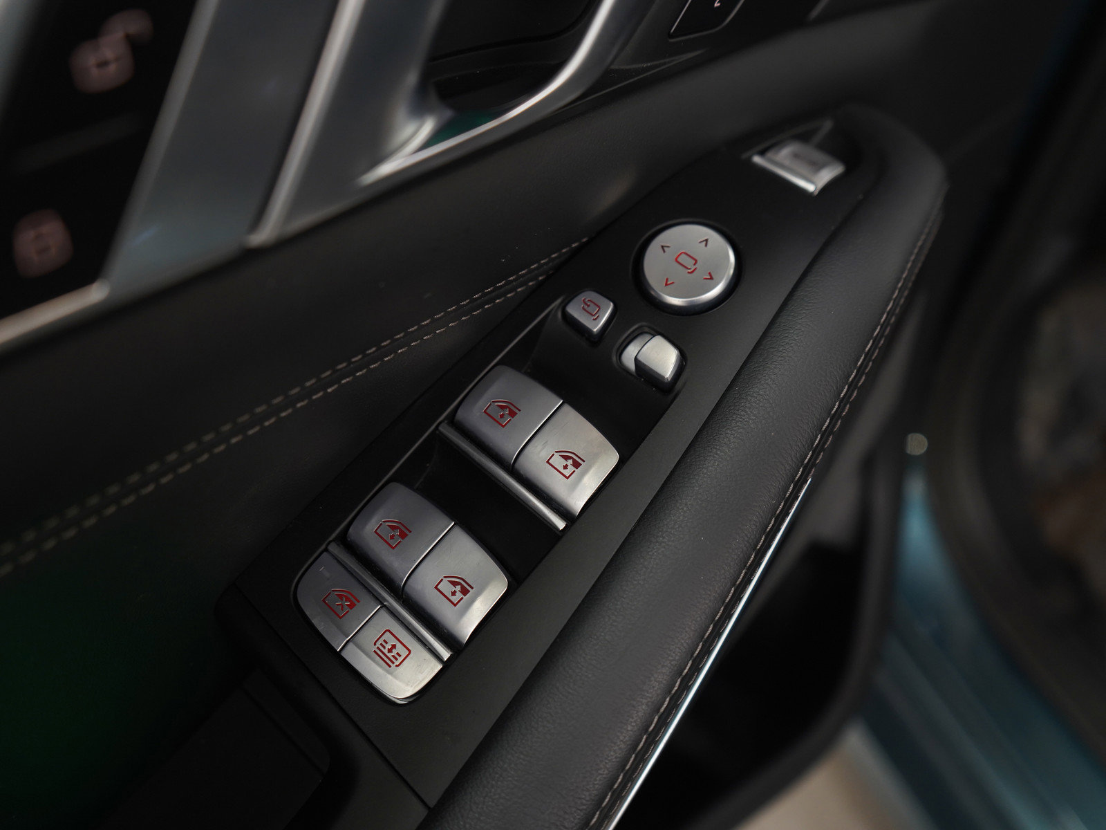 Used 2023 BMW X7 xDrive40i image 24