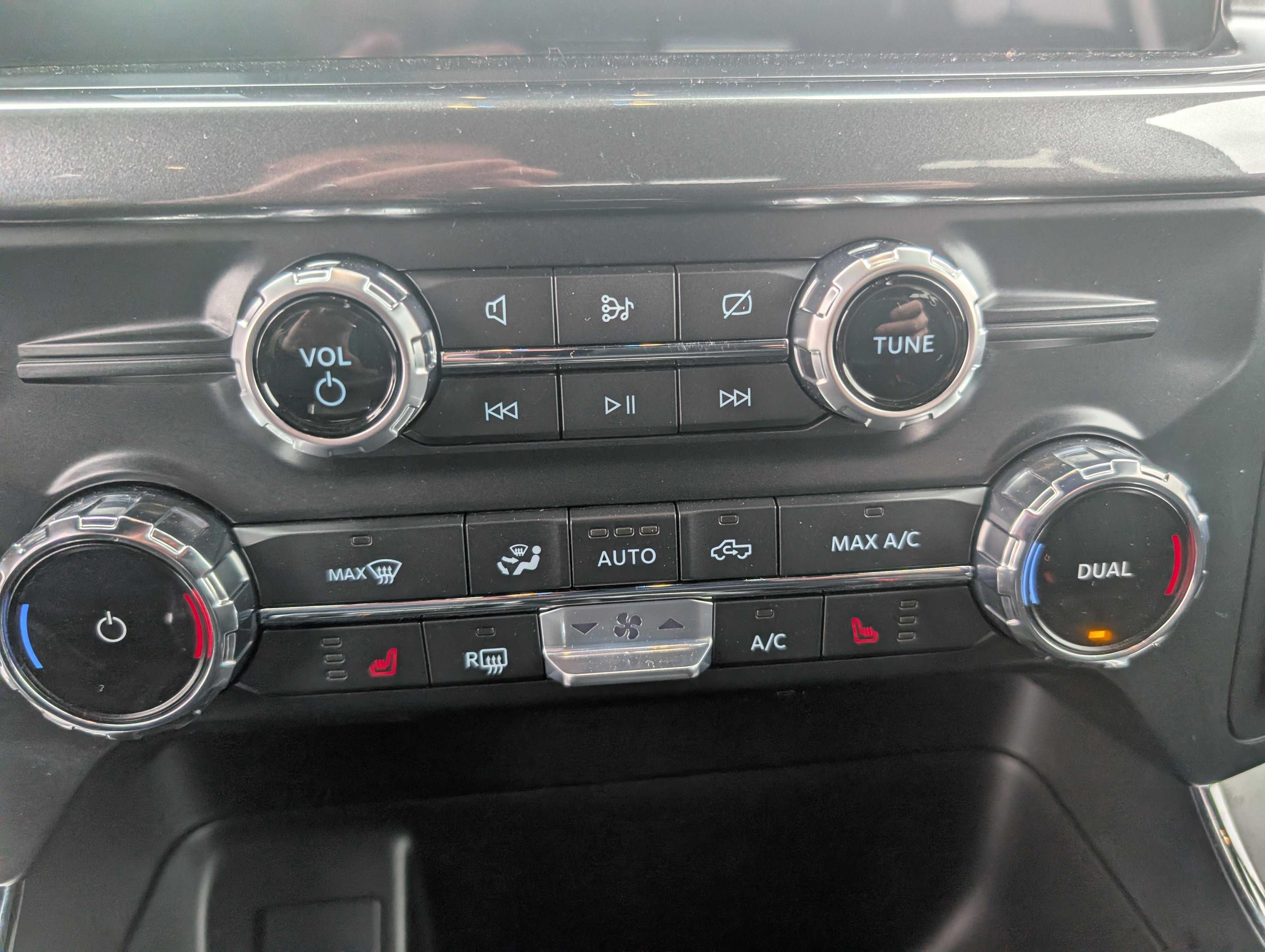 Used 2022 Ford F150 XLT w/ Equipment Group 302A High image 23