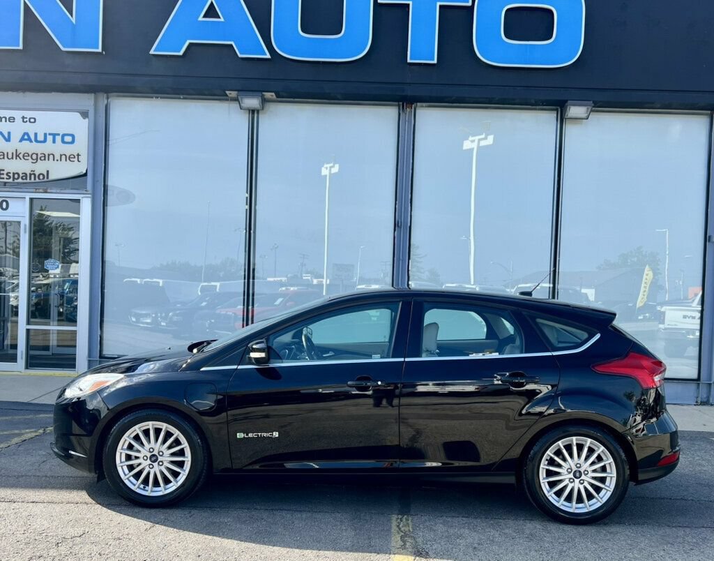 Used 2018 Ford Focus Electric Hatchback FWD image 31