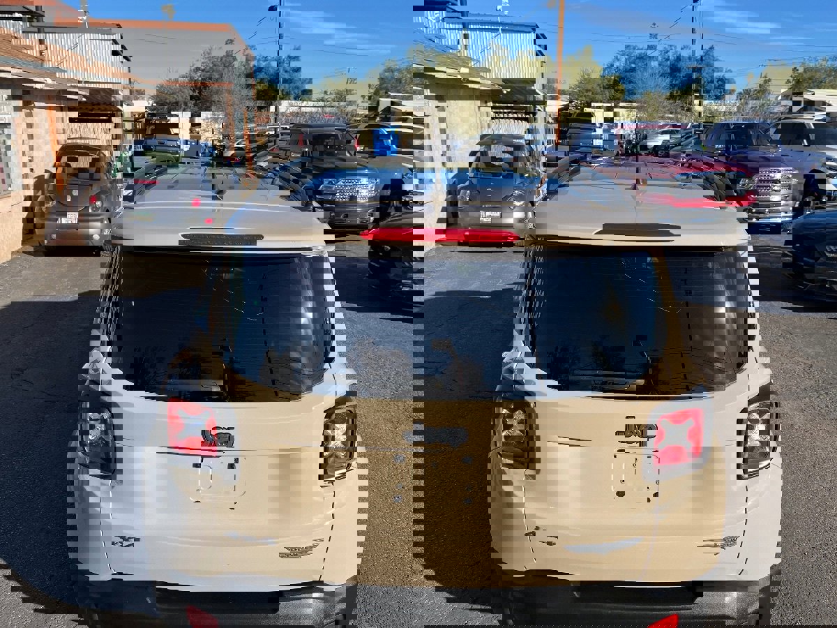 Used 2017 Jeep Renegade Trailhawk image 51