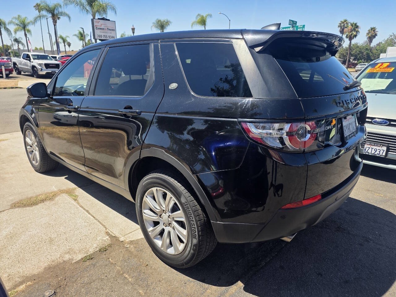Used 2019 Land Rover Discovery Sport SE AWD/4WD image 5
