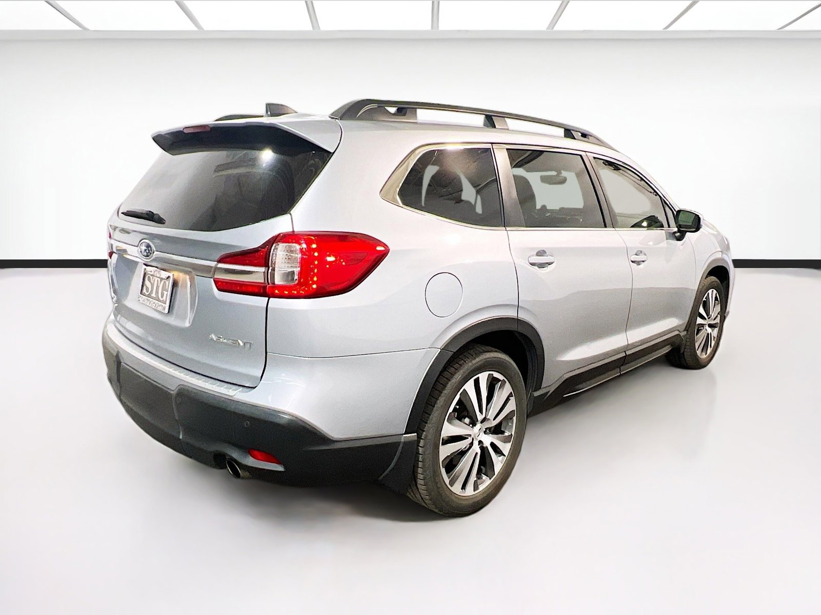 Used 2019 Subaru Ascent Premium image 4