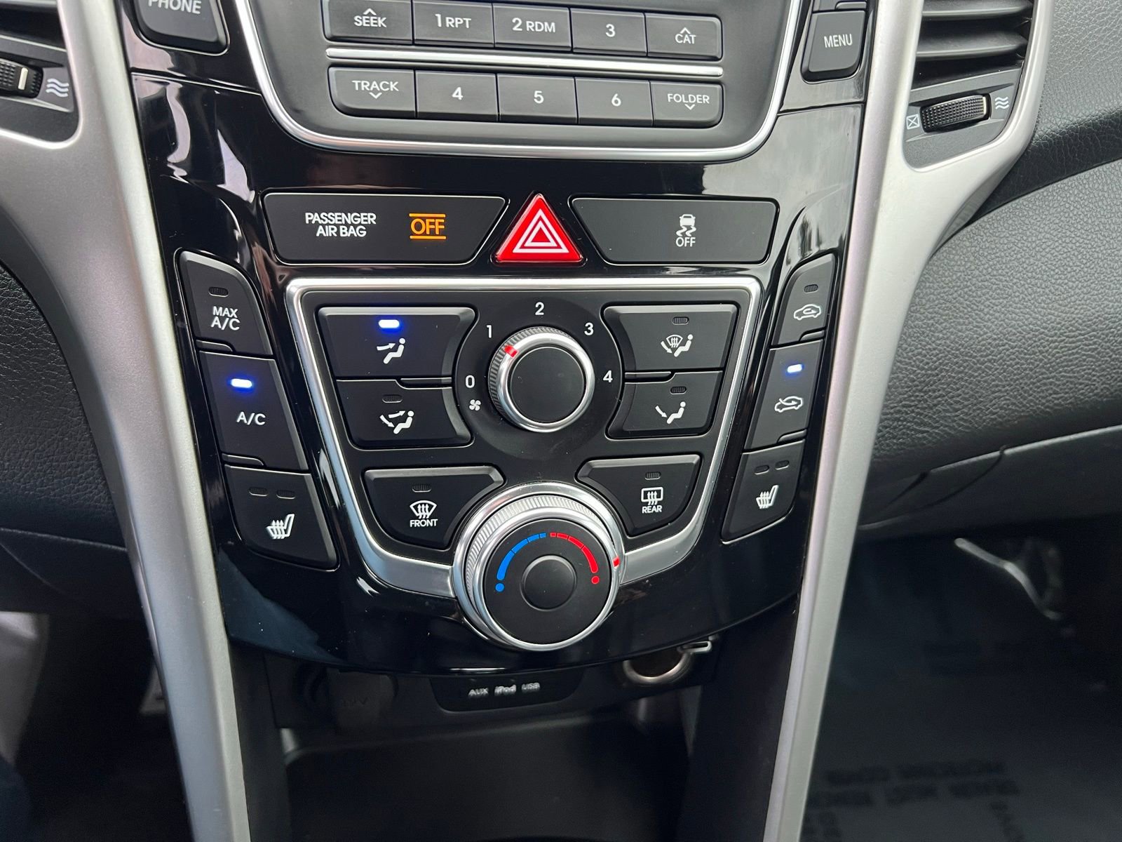 Used 2014 Hyundai Elantra GT w/ Option Group 02 image 27