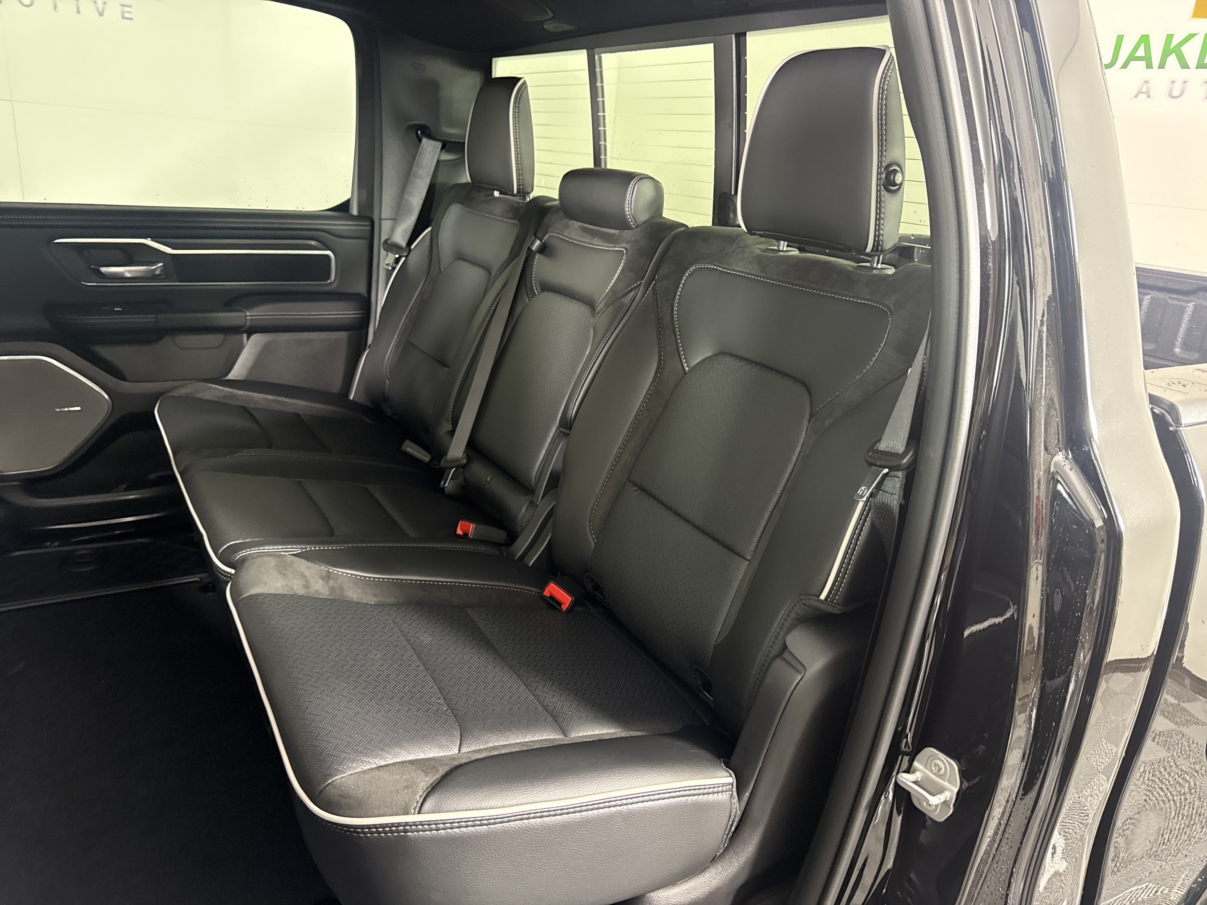 New 2027 RAM 1500 Laramie w/ Night Edition AWD/4WD image 13