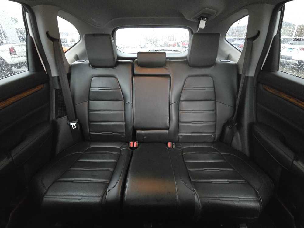 Used 2022 Honda CR-V Touring image 17