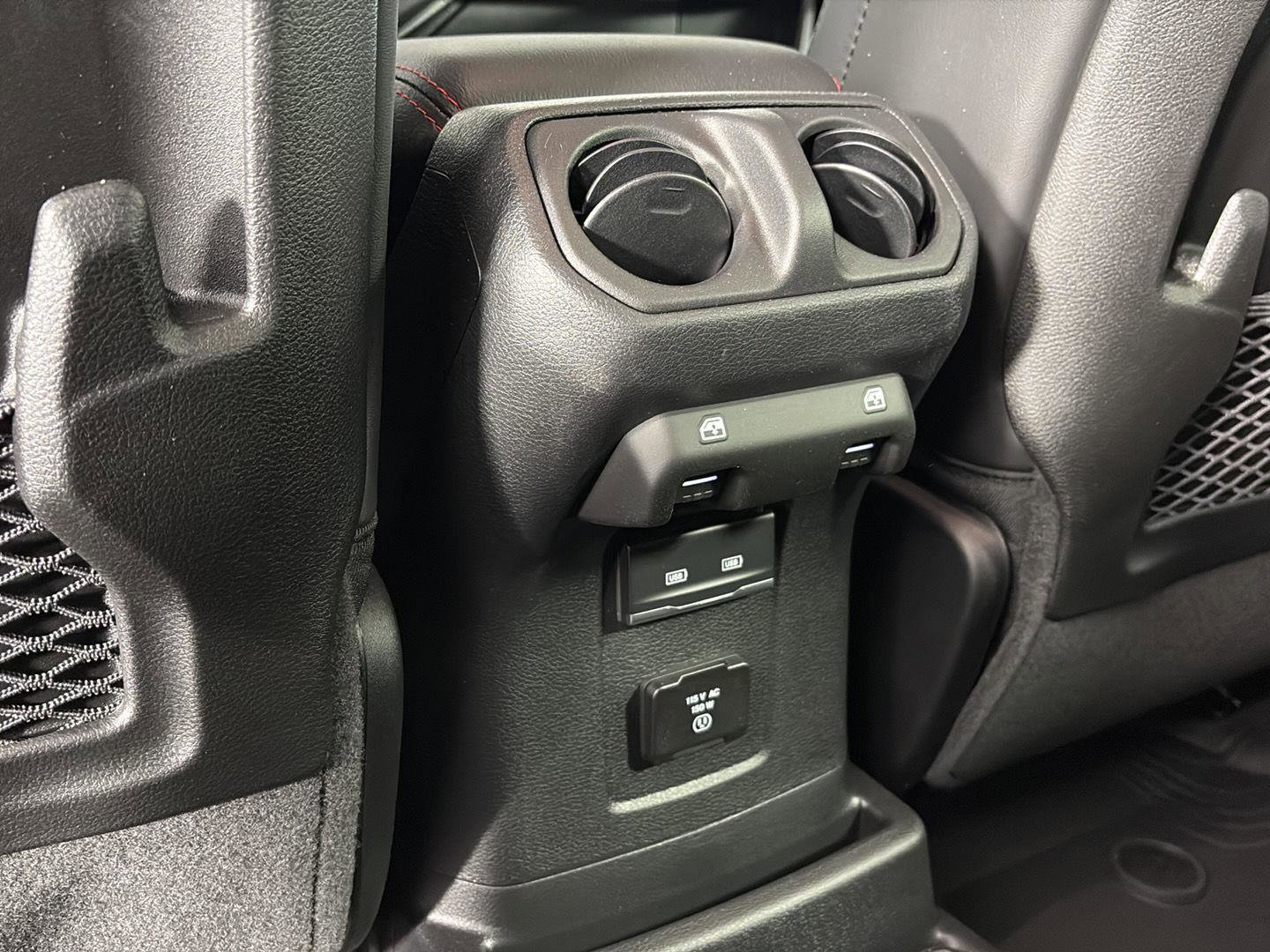 Used 2026 Jeep Wrangler Unlimited Rubicon w/ Steel Bumper Group image 22