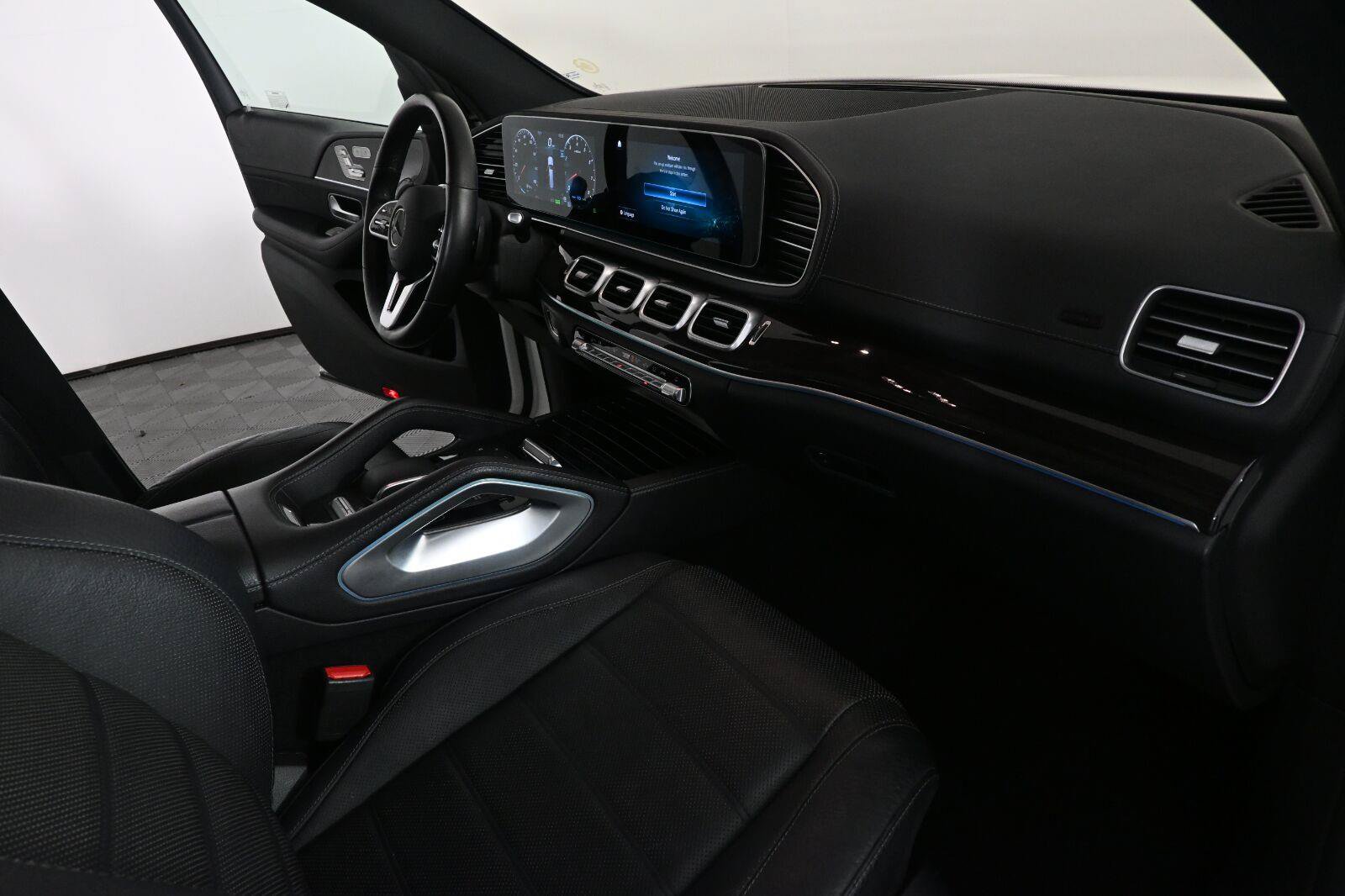 Certified 2022 Mercedes-Benz GLS 450 4MATIC image 24
