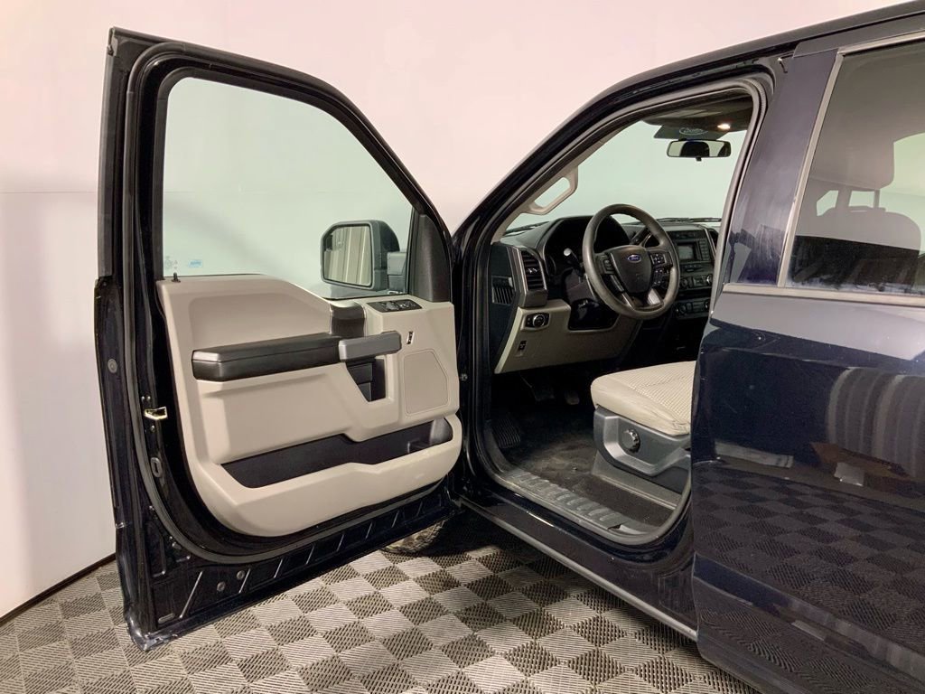 Used 2018 Ford F150 XLT AWD/4WD image 17