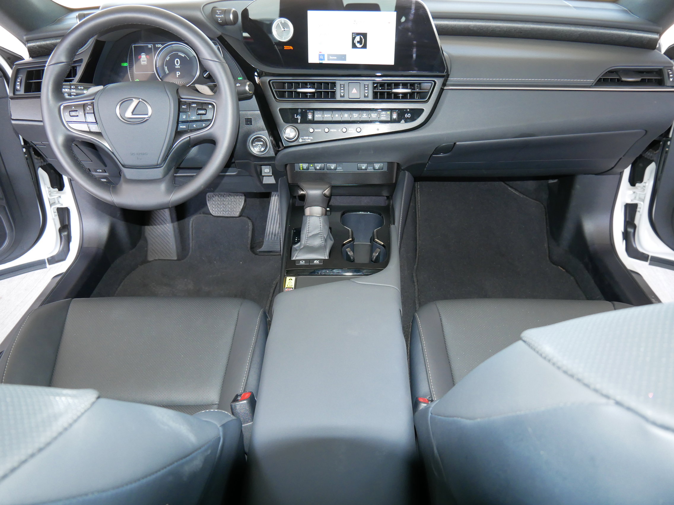 Certified 2025 Lexus ES 300h w/ Premium Package FWD image 26