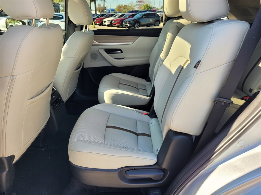 Certified 2025 MAZDA CX-90 3.3 Turbo w/ Premium Plus Pkg image 3