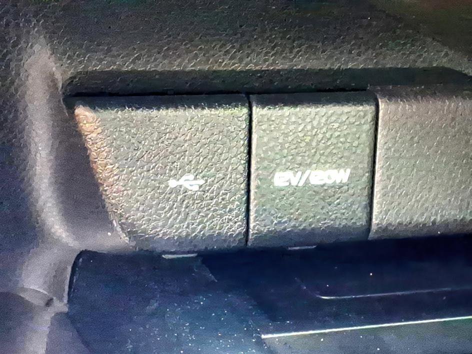 Certified 2020 Toyota Camry XSE FWD image 18