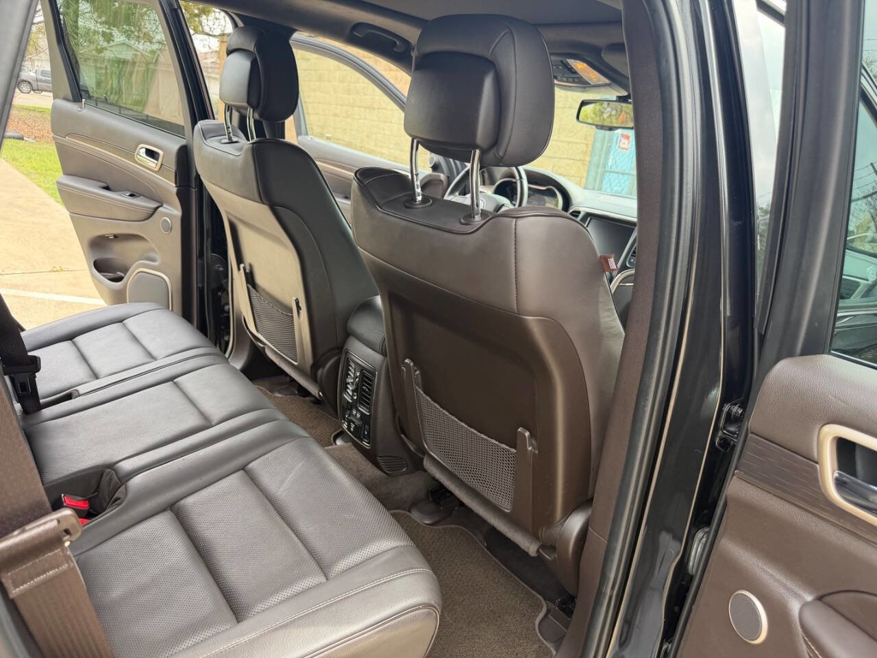 Used 2014 Jeep Grand Cherokee Summit AWD/4WD image 31