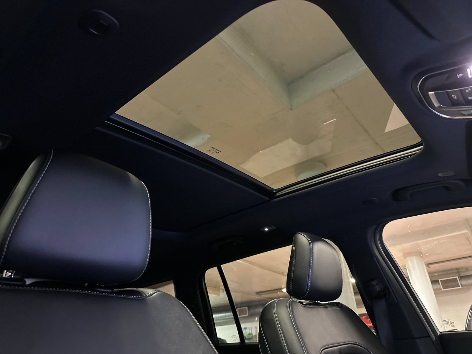 New 2026 Jeep Grand Cherokee L Limited AWD/4WD image 17