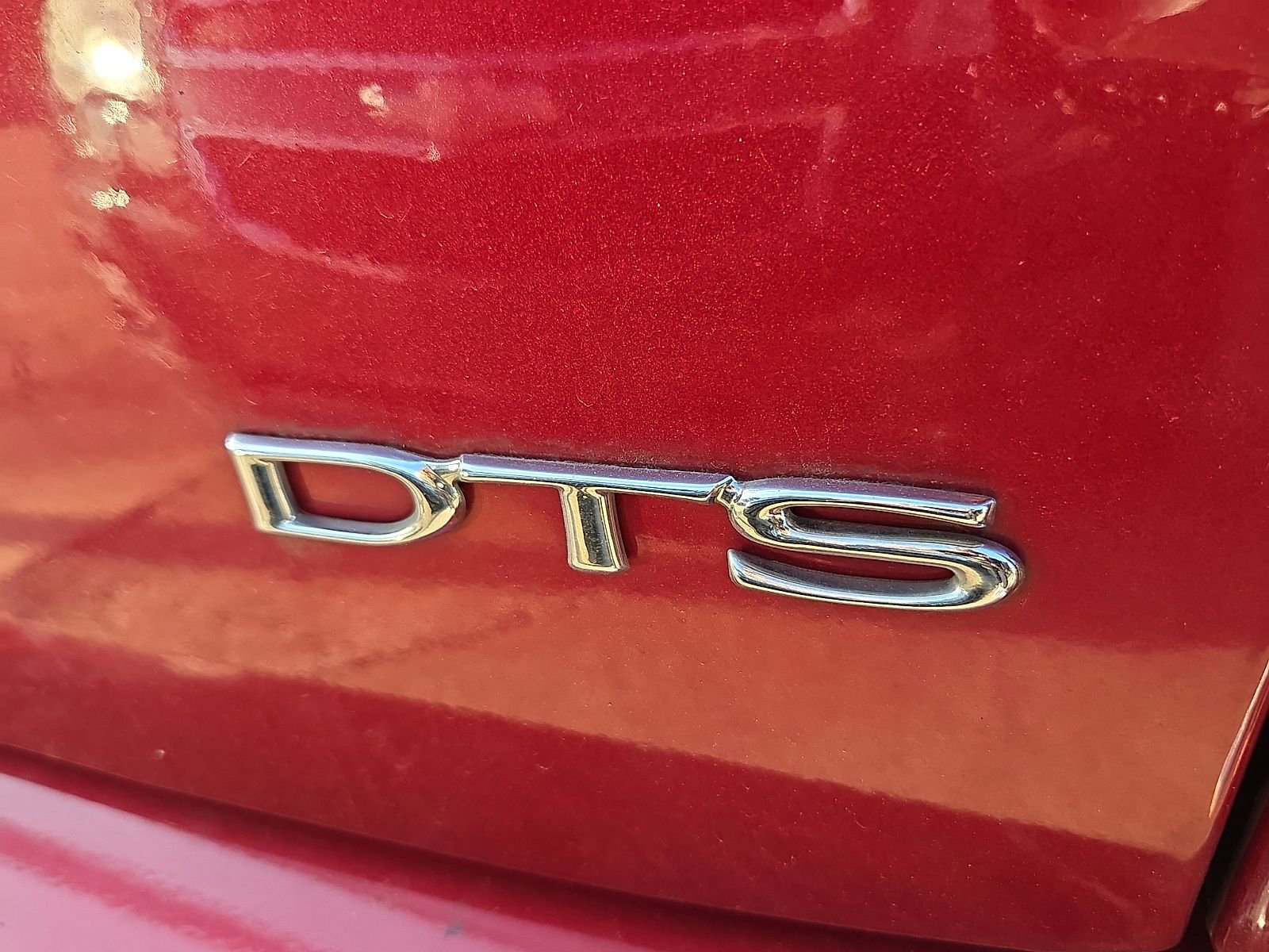 Used 2001 Cadillac De Ville DTS w/ Comfort/Convenience Pkg FWD image 4