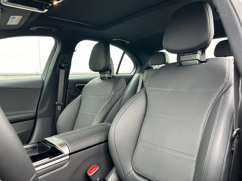 New 2026 Mercedes-Benz C 300 4MATIC Sedan image 15