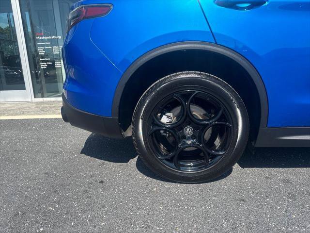 Used 2025 Alfa Romeo Stelvio Sprint AWD/4WD image 30