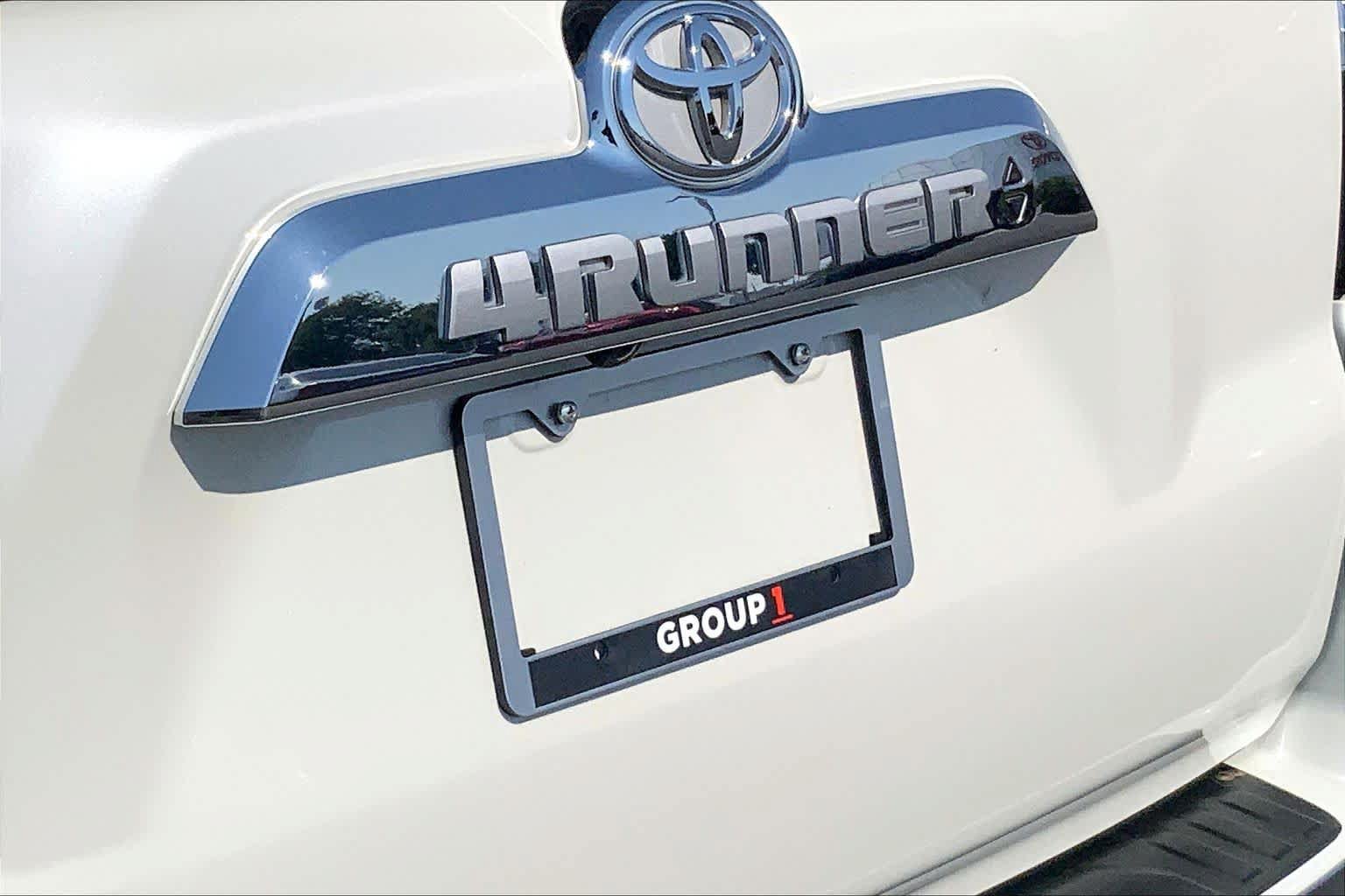 Used 2022 Toyota 4Runner Limited AWD/4WD image 31