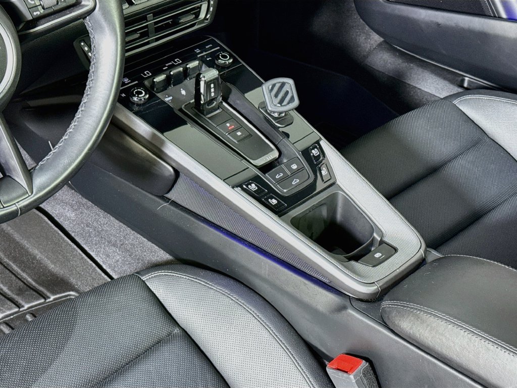 Certified 2021 Porsche 911 Carrera RWD image 16