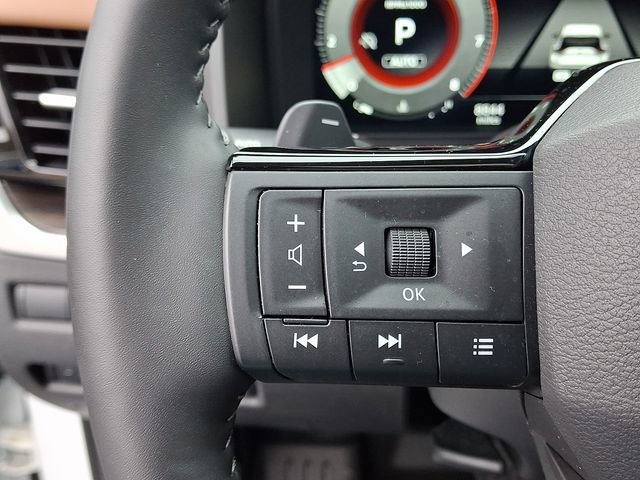 Used 2025 Nissan Rogue Platinum w/ Platinum Premium Package image 20