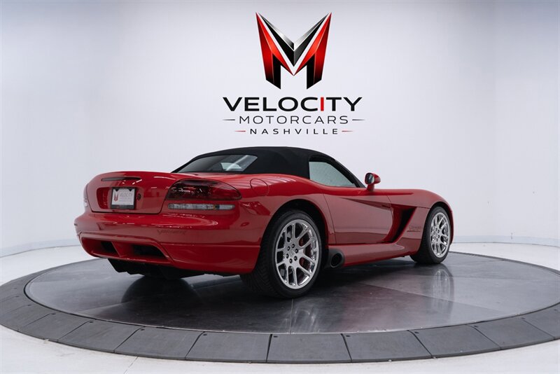 Used 2004 Dodge Viper SRT-10 RWD image 6