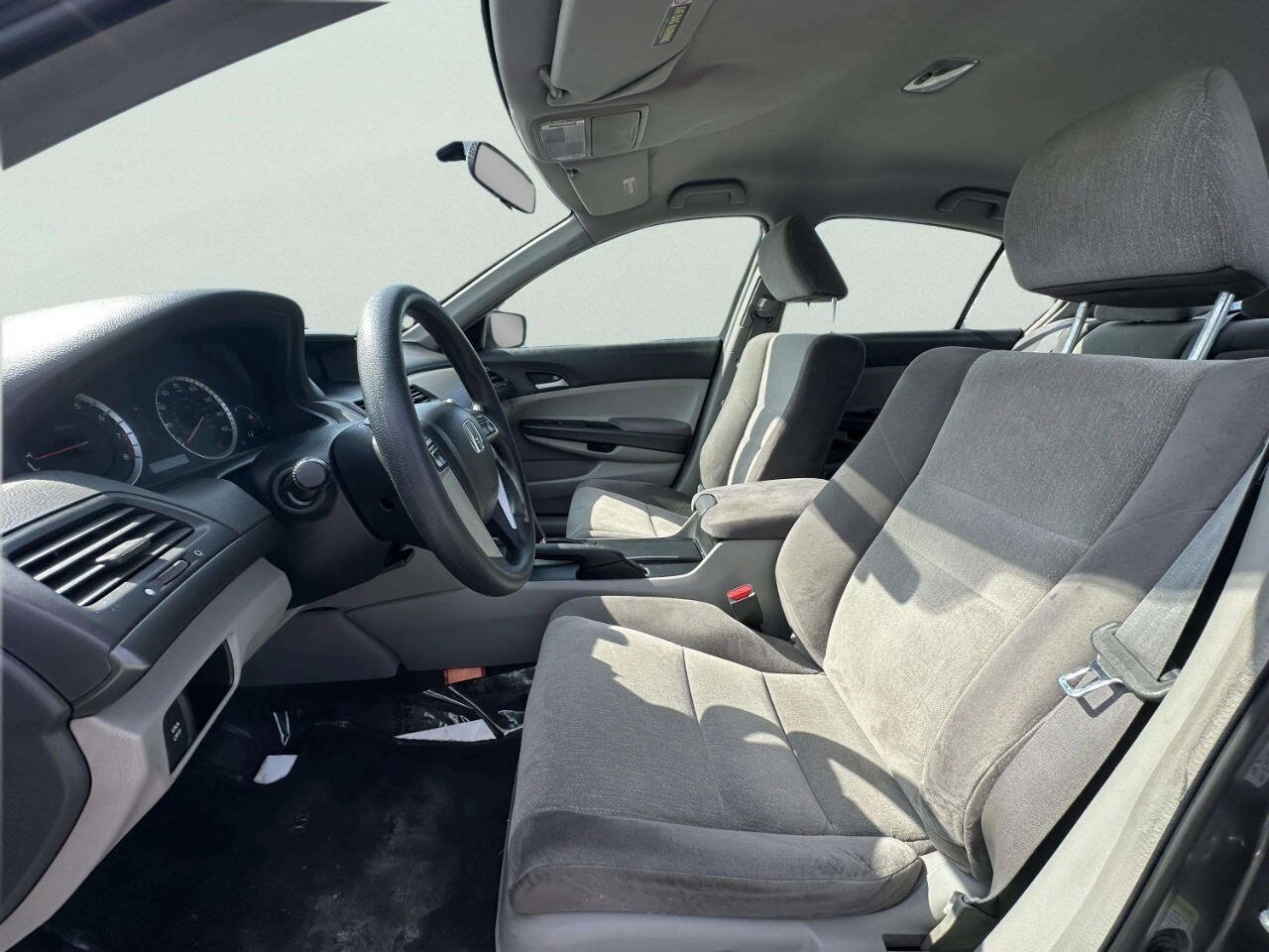 Used 2009 Honda Accord LX-P image 14