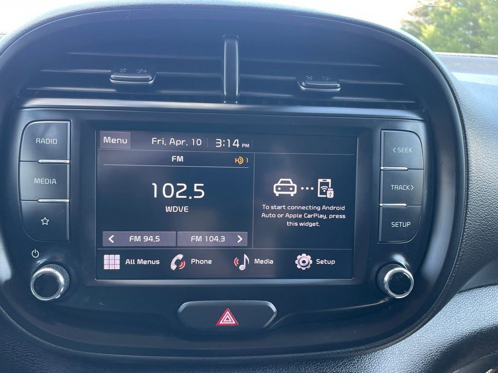 Certified 2023 Kia Soul LX w/ LX Technology Package FWD image 31