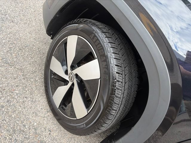 Used 2025 Volkswagen Taos S AWD/4WD image 13