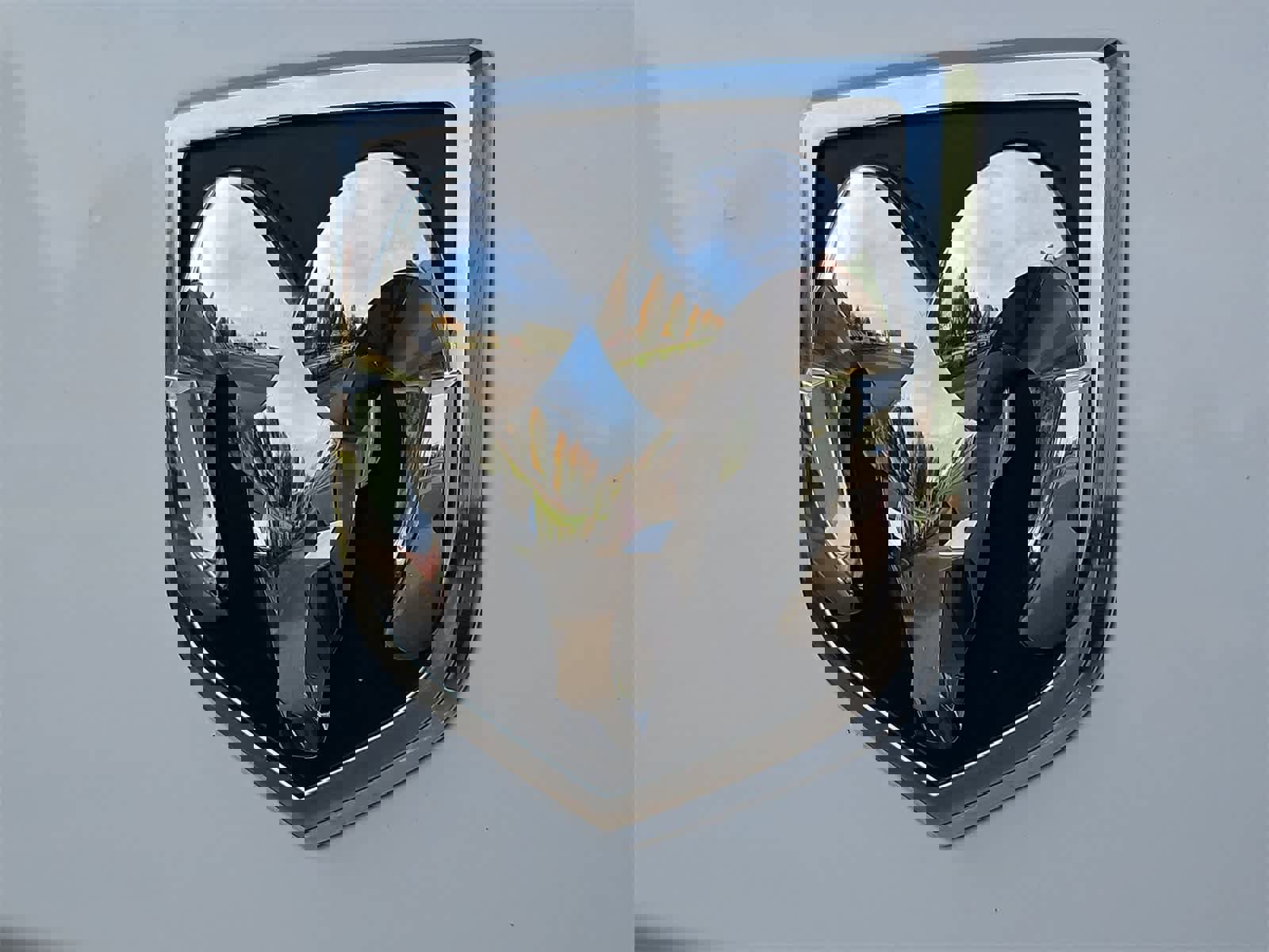 Used 2018 RAM 2500 SLT image 11