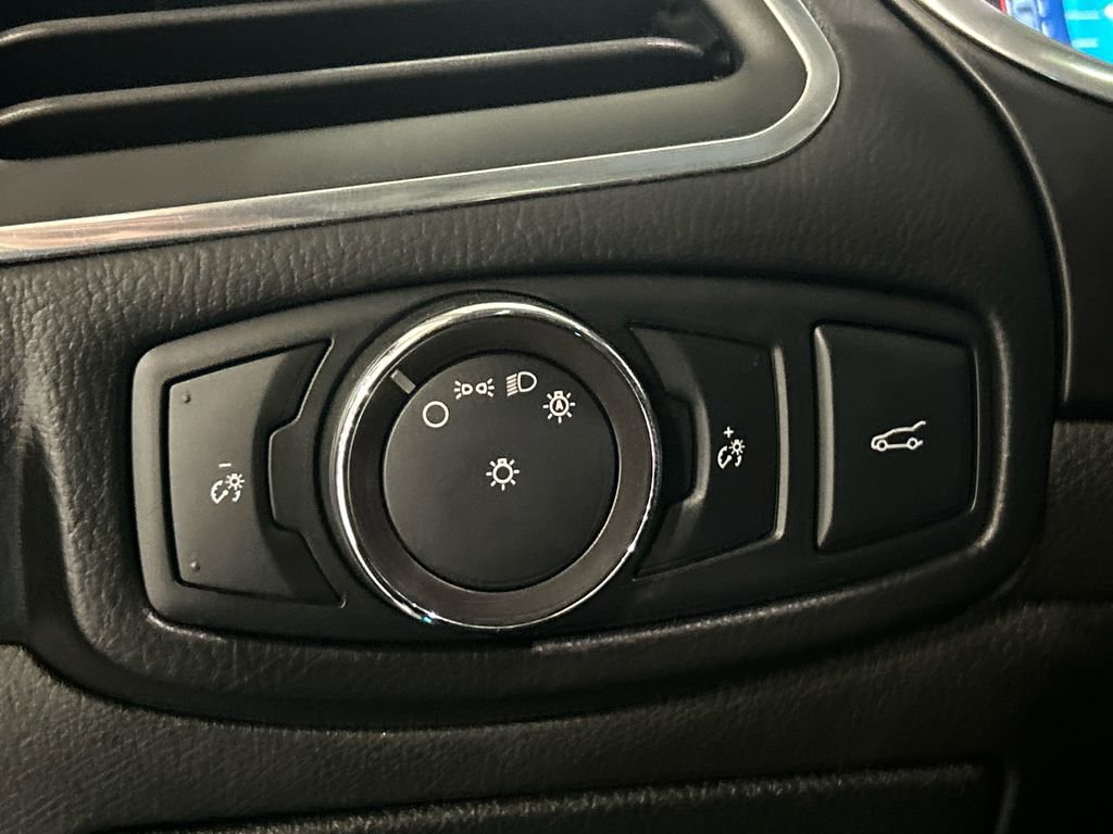 Used 2018 Ford Edge Sport w/ Equipment Group 401A image 21