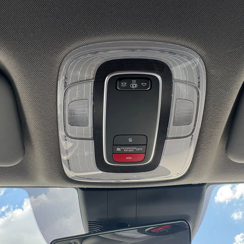 Used 2023 Hyundai Elantra SEL w/ Convenience Package image 27