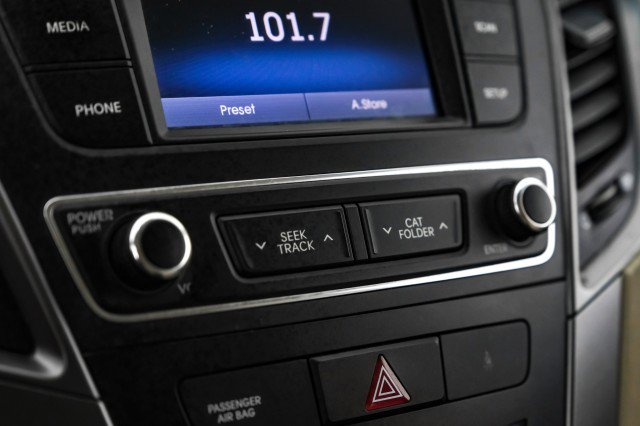 Used 2017 Hyundai Santa Fe Sport FWD image 24