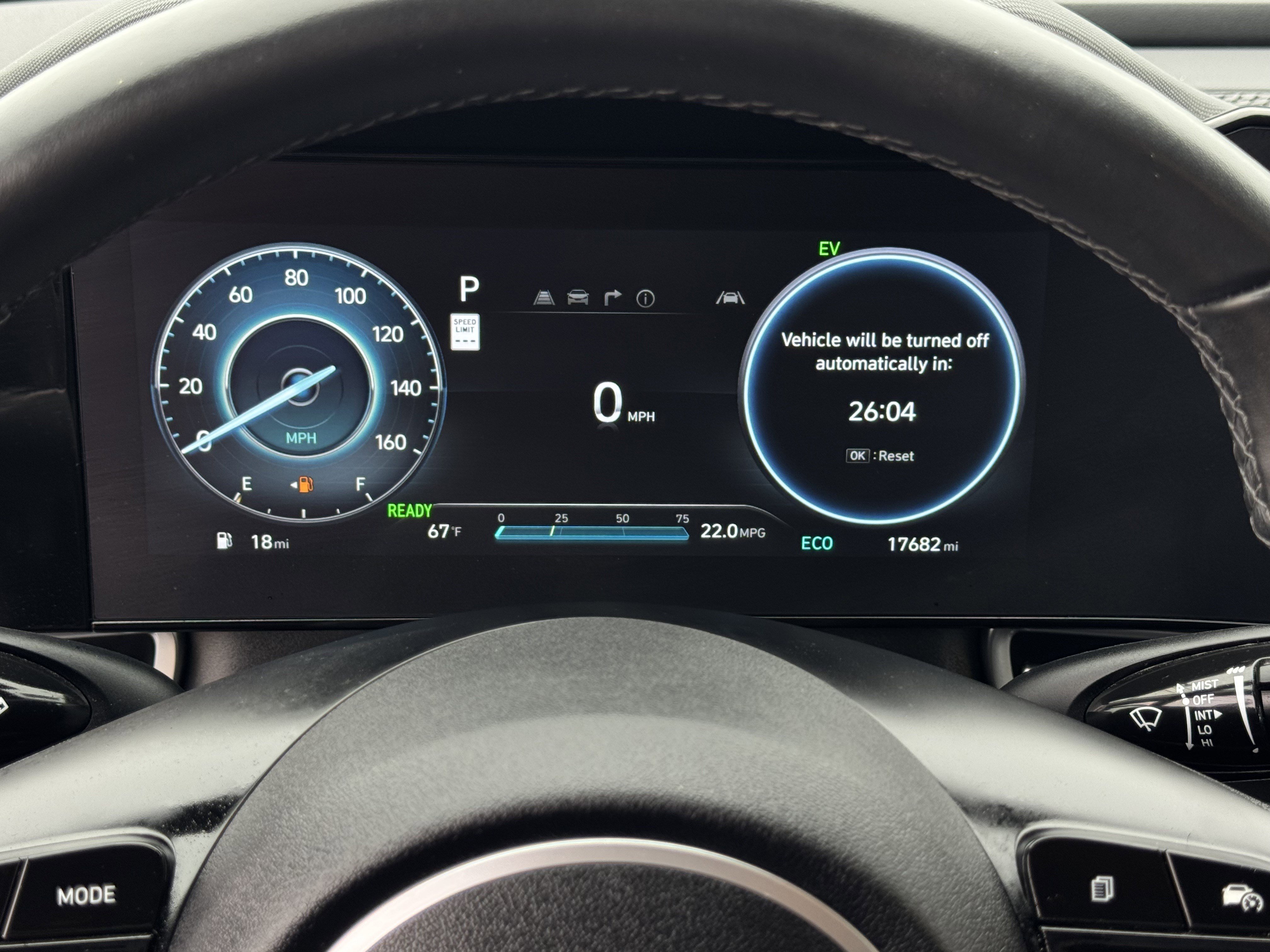 Used 2025 Hyundai Elantra Limited image 18