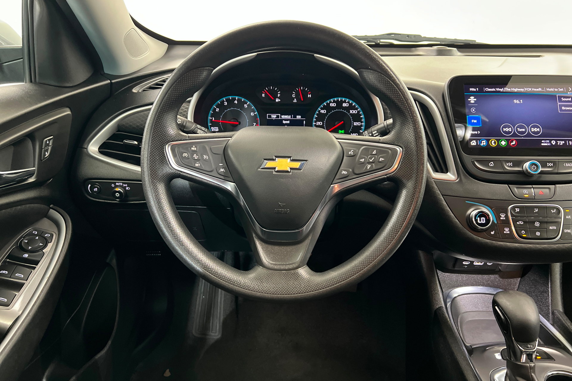 Used 2024 Chevrolet Malibu LT FWD image 13