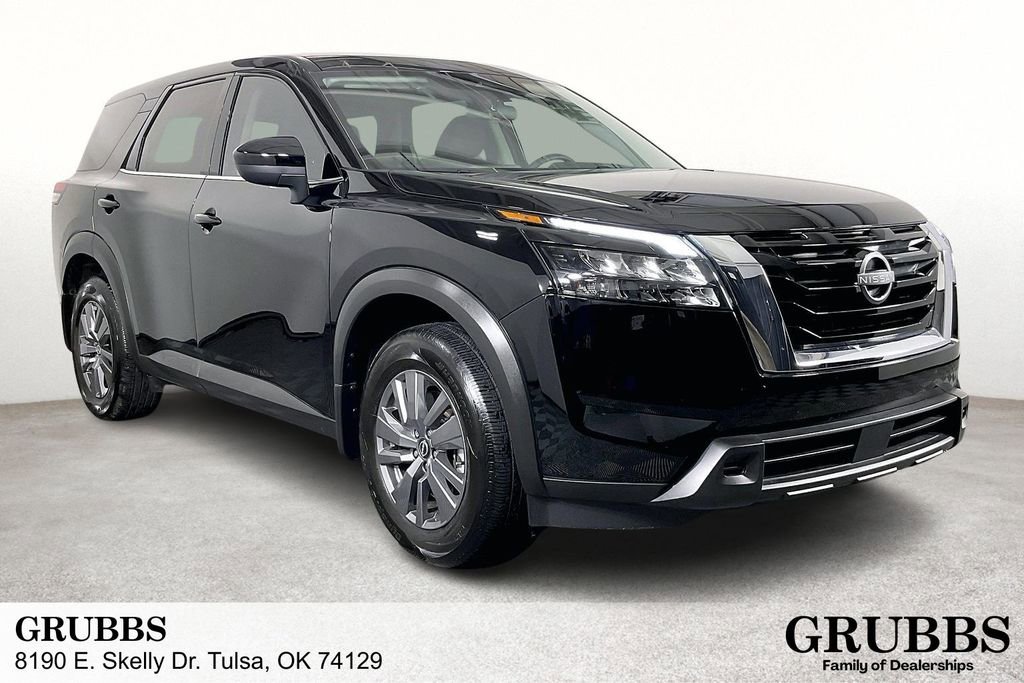 Certified 2025 Nissan Pathfinder S
