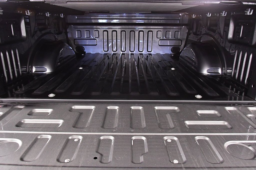 Used 2022 Ford F150 XL w/ STX Appearance Package image 14