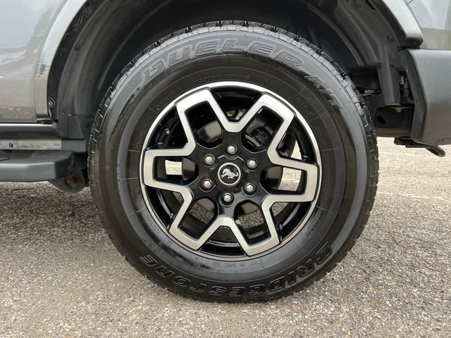 Used 2022 Ford Bronco Outer Banks AWD/4WD image 15