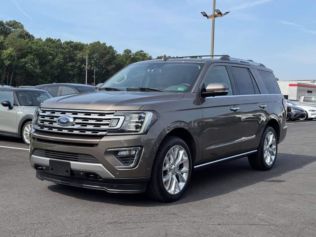 Used 2018 Ford Expedition Limited w/ Equipment Group 302A AWD/4WD image 26