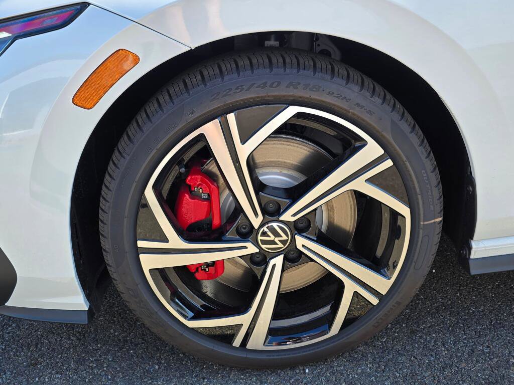 New 2025 Volkswagen GTI SE image 11