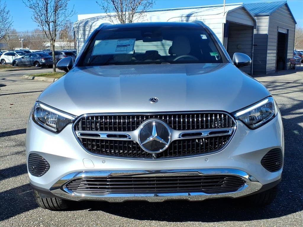 New 2026 Mercedes-Benz GLC 300 image 3