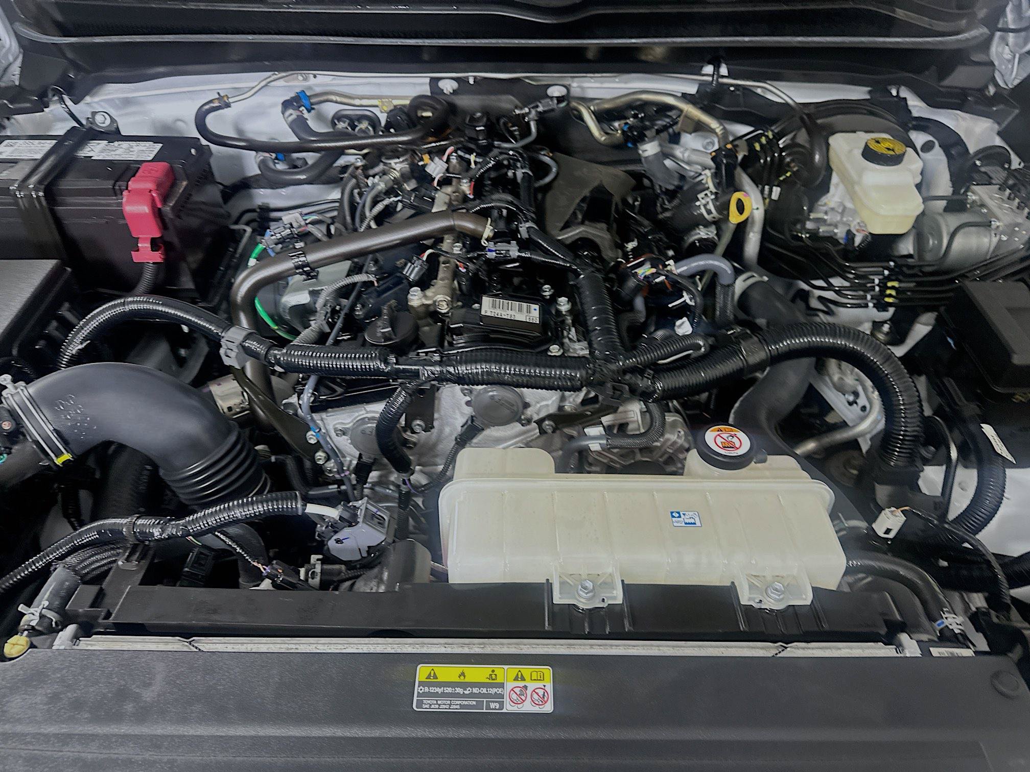 Used 2025 Toyota Tacoma TRD Off-Road AWD/4WD image 33