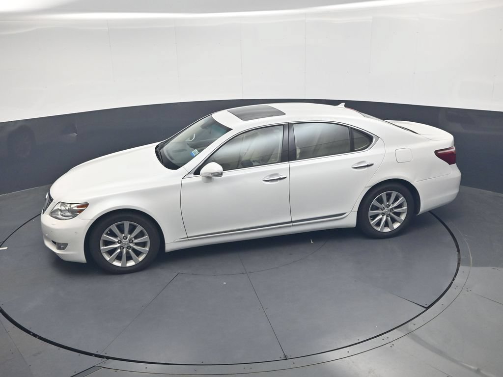 Used 2011 Lexus LS 460 AWD w/ Comfort Pkg image 18
