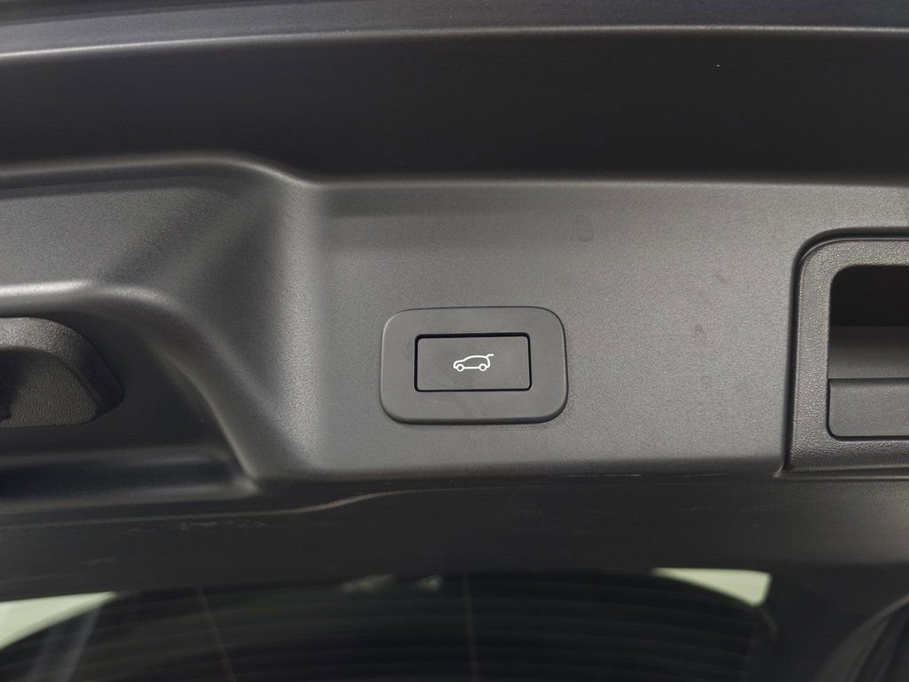 Certified 2026 Land Rover Range Rover Evoque S AWD/4WD image 7