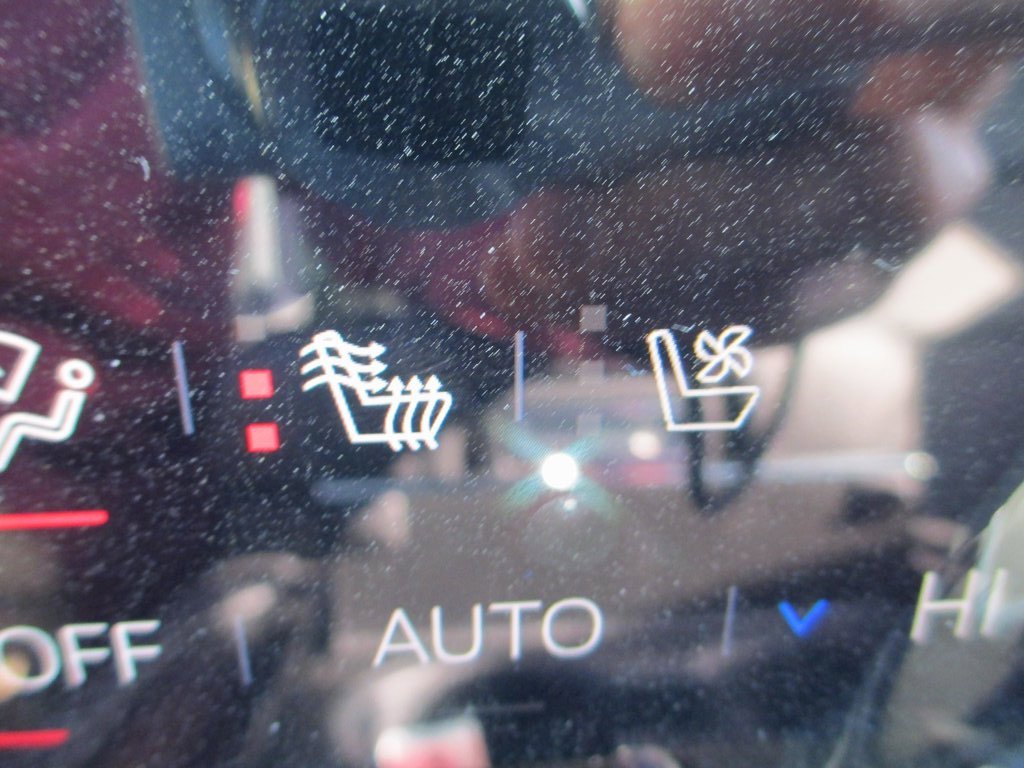 New 2026 GMC Yukon Denali w/ Denali Reserve Package image 19