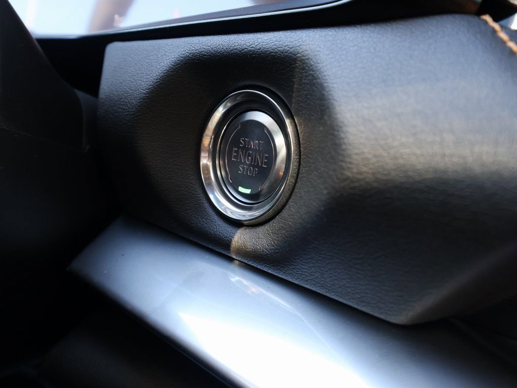 New 2026 Chevrolet Corvette Stingray Preferred Cpe w/ Chrome Exterior Badge Package image 20