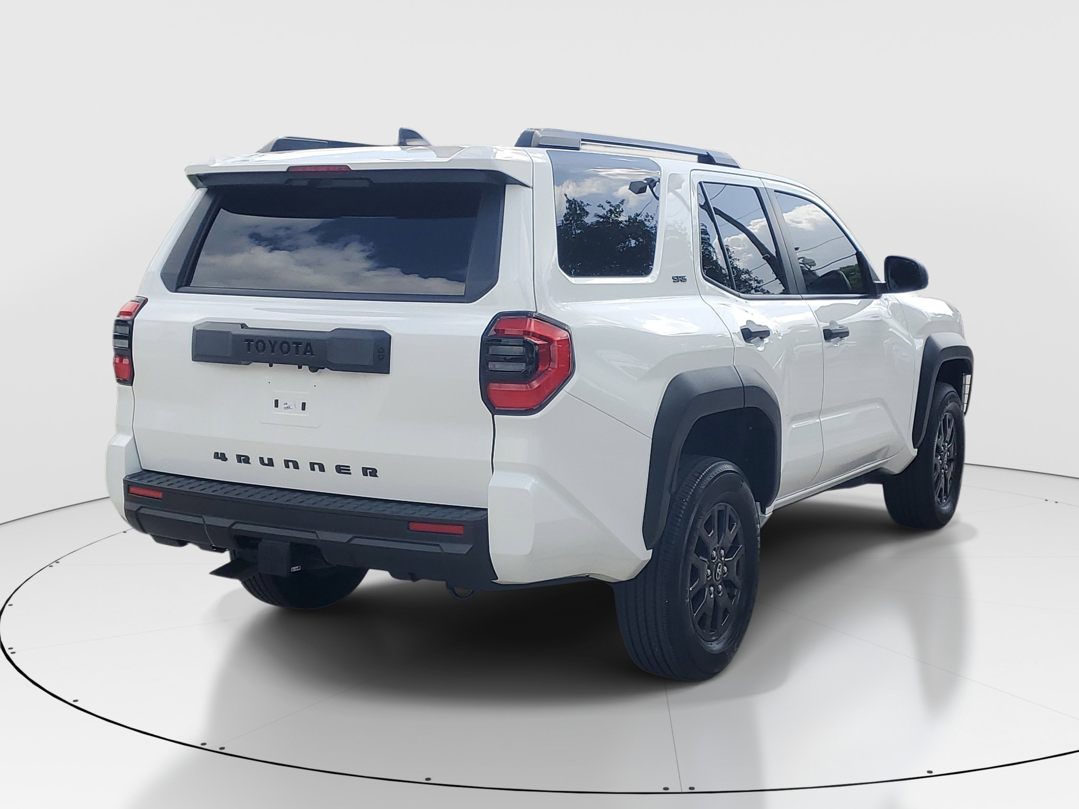 Certified 2025 Toyota 4Runner SR5 AWD/4WD image 3