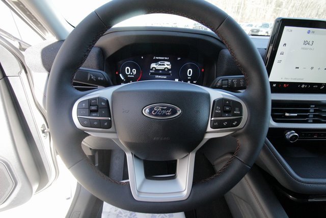 New 2025 Ford Explorer Active w/ Active Comfort Package image 23
