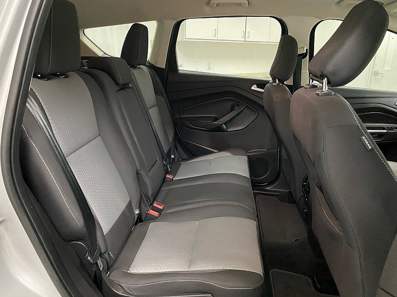 Used 2018 Ford Escape SE w/ Ford Safe & Smart Package image 13